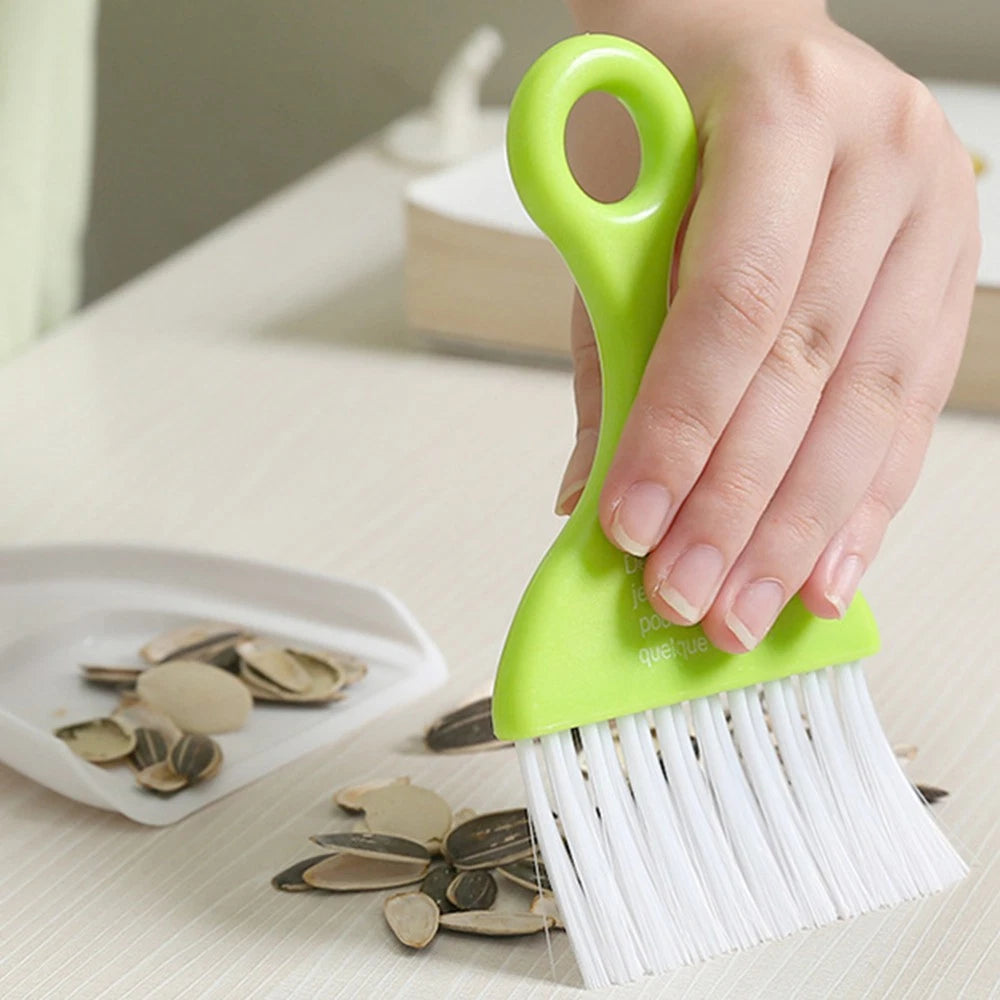 2 Sets Dust Removal Broom Child Keyboard Small Table Top Dustpan