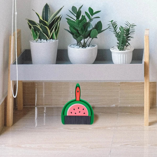 Mini Broom Set Desktop Small Dustpan Sweeping Brush and Child Dad