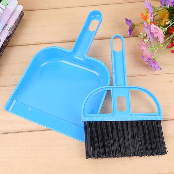 2 Count Keyboard Cleaner Kit Sweeping Brush and Dustpan Set Mini Broom with