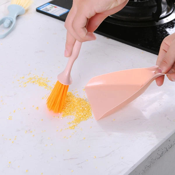 4 Sets Mini Broom Toddler and Dustpan Compact Household Cleaning Kit