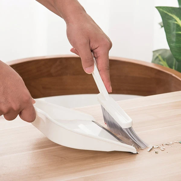 Mini Desktop Broom Set Child Small Dustpan and Brush Handheld with Portable