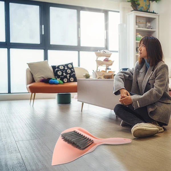 Desktop Cleaning Broom Table and Dustpan Set Small Portable Brush